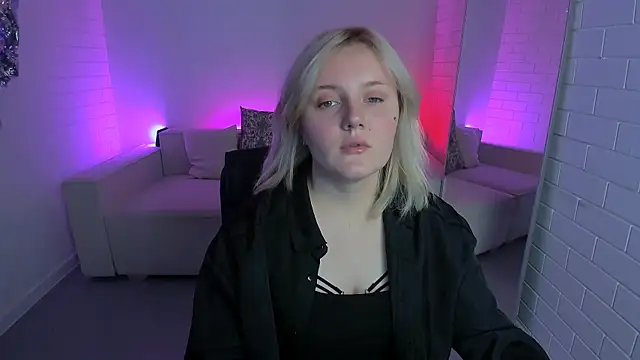 KathyBriggs online show from 04.20.26
