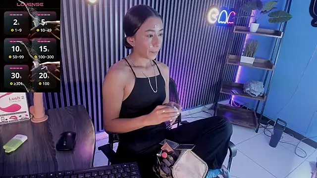 Luna roose1 online show from 04.19.26