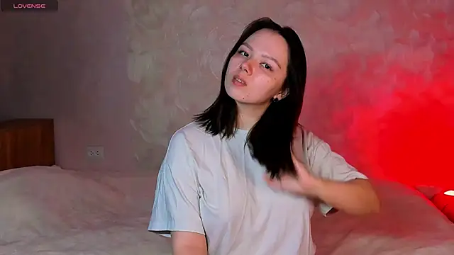 miss teasee online show from 04.22.26