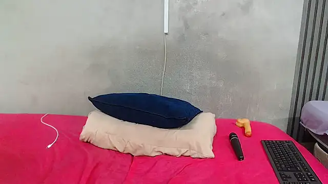 kinkynaghty online show from 05.07.26