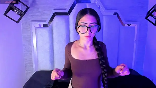 Vyoleett online show from 03.26.26