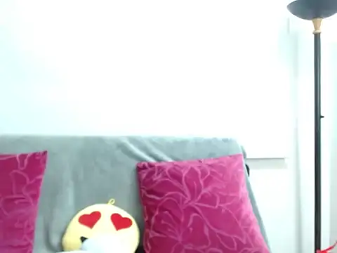 Snapshot of Violet_Donell chatting on 05.24.26 Violet Donell online show from 05.24.26