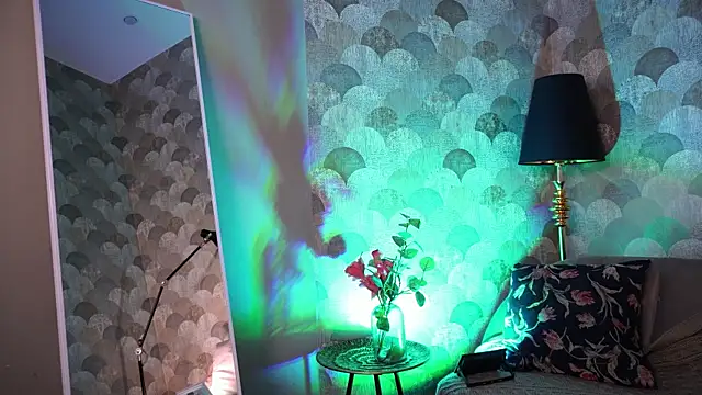 Frantease online show from 04.18.26