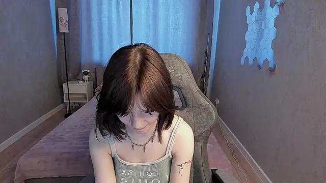 Loly Cuttie online show from 06.05.26