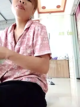 Snapshot of tinyk6 chatting on 04.09.26 tinyk6 online show from 04.09.26