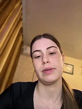 Sofi Sofa online show from 03.31.26