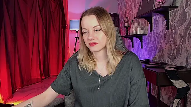 Snapshot of VireliaMoonfall chatting on 04.23.26 VireliaMoonfall online show from 04.23.26