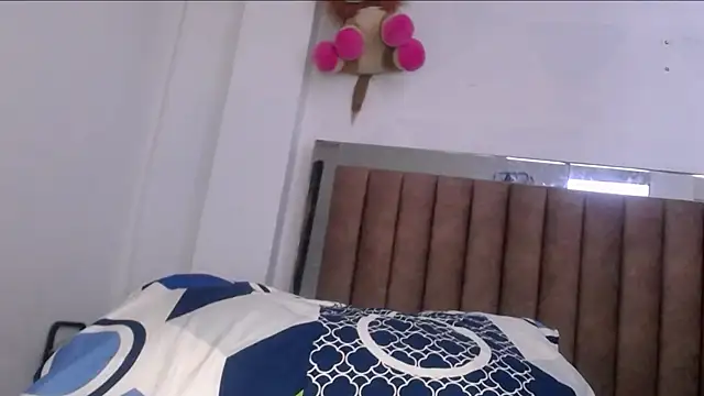 Snapshot of MIA_GT777 chatting on 04.28.26 MIA GT777 online show from 04.28.26