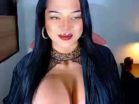CyraHasABigCock online show from 07.22.26
