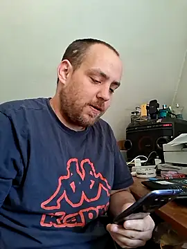 Snapshot of fettgail-0507 chatting on 04.28.26 fettgail-0507 online show from 04.28.26