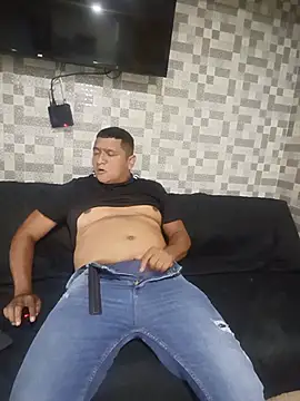 luis20212 online show from 06.17.26