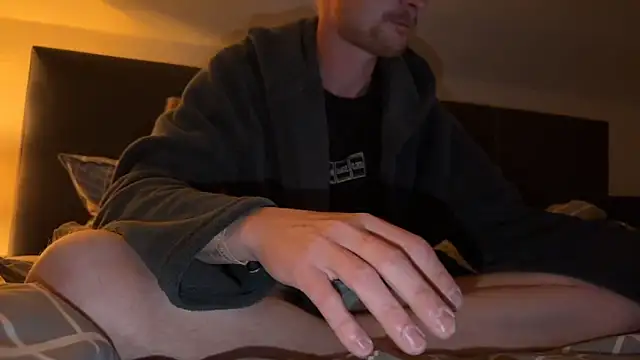 nico42099 online show from 05.12.26