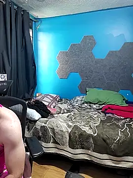 MachoPutito online show from 02.17.25