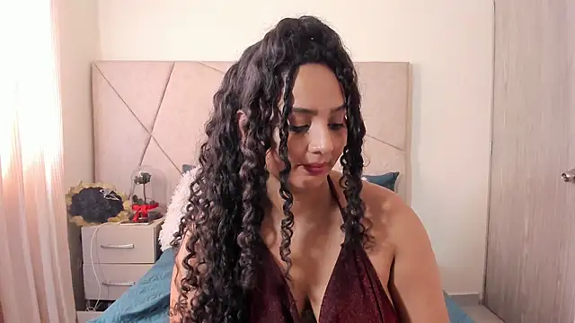 VeraBellucci online show from 04.18.26