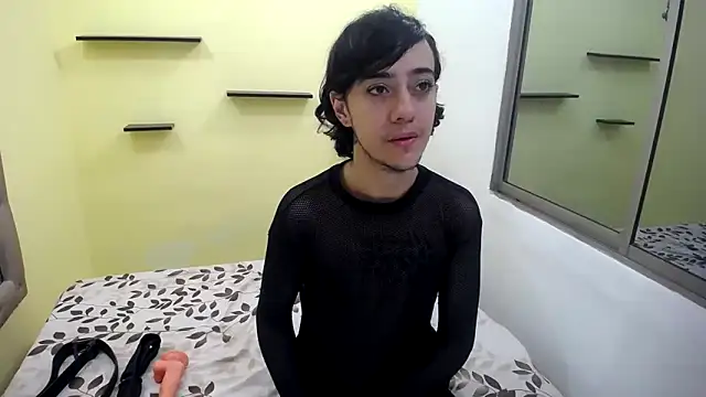 romina white18 online show from 05.13.26