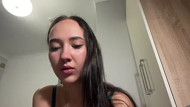 Liesenaniles online show from 05.18.26
