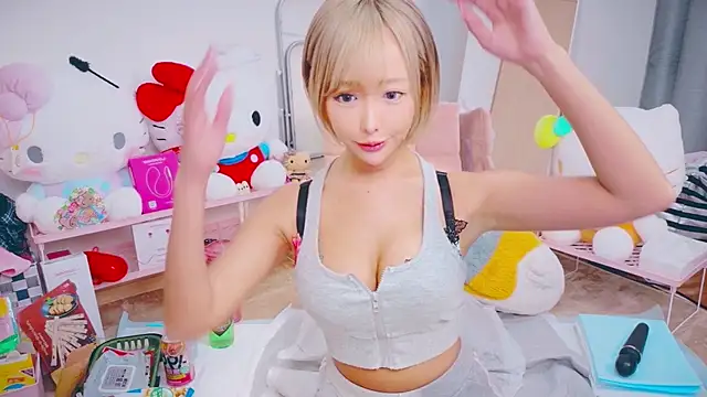 Snapshot of baby__cherry__ chatting on 07.14.26 baby cherry online show from 07.14.26