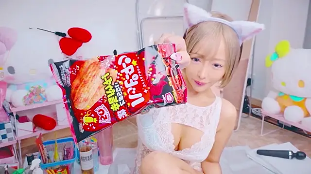 Snapshot of baby__cherry__ chatting on 07.24.26 baby cherry online show from 07.24.26