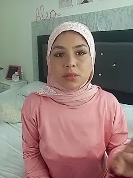 Snapshot of alia_asad chatting on 04.06.26 alia asad online show from 04.06.26