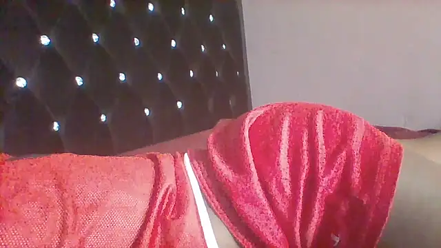 Snapshot of chauke23 chatting on 05.12.26 chauke23 online show from 05.12.26