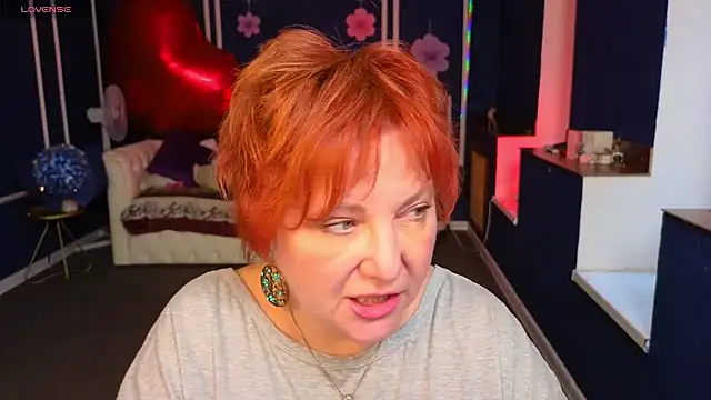 Kira Kingslee online show from 04.22.26