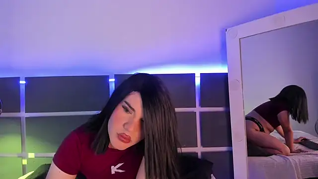 GlossyBratz online show from 04.24.26