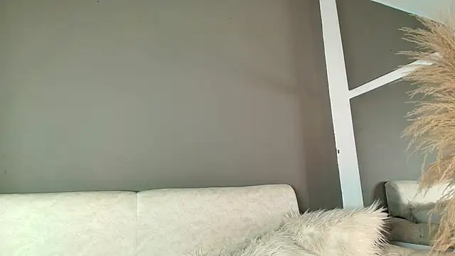 Zoee 8 online show from 06.24.26