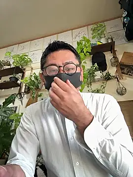 Snapshot of RYUICHI_1919 chatting on 05.10.26 RYUICHI 1919 online show from 05.10.26