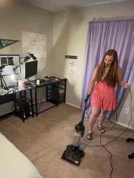 RoxyRedXO12 online show from 04.27.26