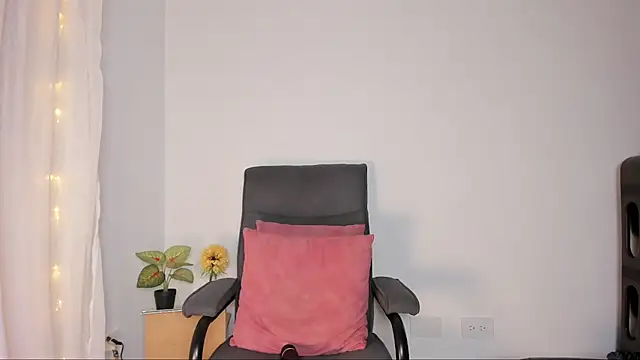 Debora Rayssa online show from 06.03.26