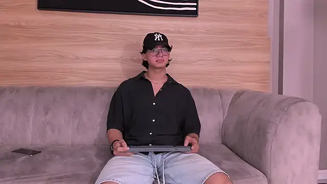 axxel body online show from 03.30.26