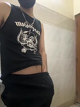 Snapshot of wriedbeardo818 chatting on 04.02.26 wriedbeardo818 online show from 04.02.26