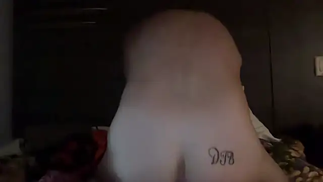 Snapshot of Analdaddy6118 chatting on 04.03.26 Analdaddy6118 online show from 04.03.26