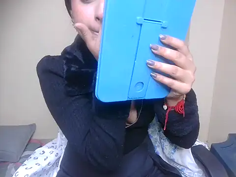 NANCY OBEROYE online show from 05.17.26