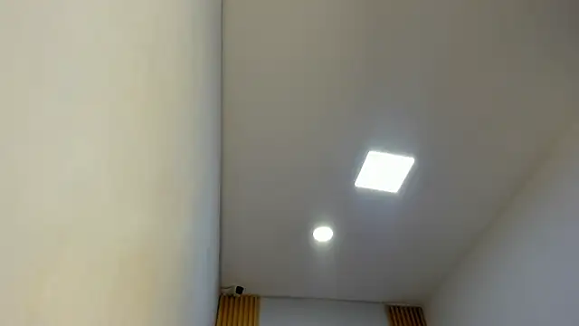 mastermorenohot1 online show from 04.27.26