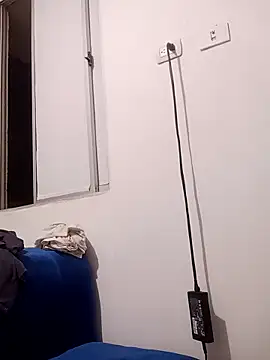 Snapshot of miguellccadena chatting on 04.03.26 miguellccadena online show from 04.03.26