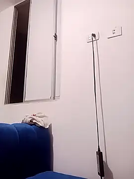 Snapshot of miguellccadena chatting on 04.06.26 miguellccadena online show from 04.06.26