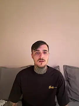 JovenTatto00 online show from 05.24.26