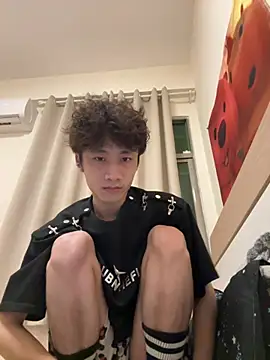 Snapshot of sexyboy-3525 chatting on 05.25.26 sexyboy-3525 online show from 05.25.26
