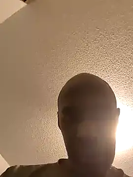 Snapshot of Bulgemaster001 chatting on 03.29.26 Bulgemaster001 online show from 03.29.26