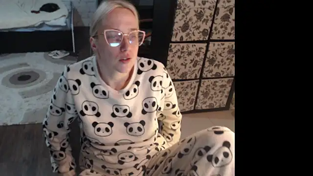 Sweet hot shrmp online show from 04.23.26
