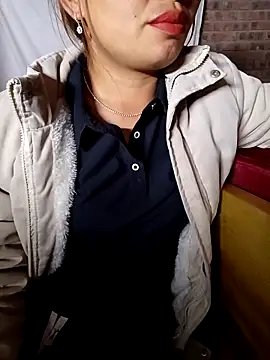 cat-kat online show from 04.24.26