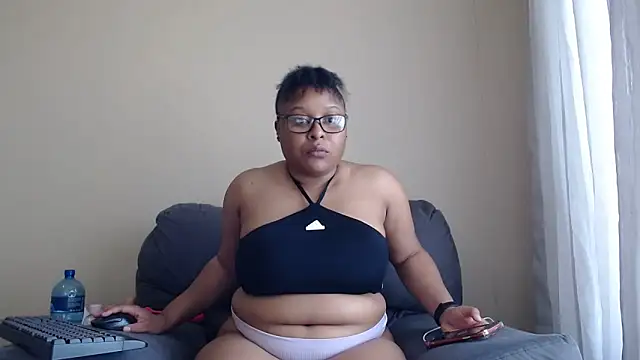 Snapshot of xxZoeyx chatting on 03.13.26 xxZoeyx online show from 03.13.26