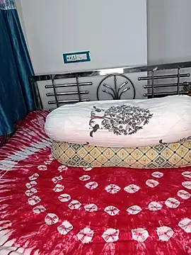 Snapshot of CamGirl_Neha chatting on 05.24.26 CamGirl Neha online show from 05.24.26