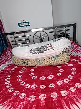 Snapshot of CamGirl_Neha chatting on 05.29.26 CamGirl Neha online show from 05.29.26