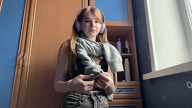 fanybuny online show from 04.03.26