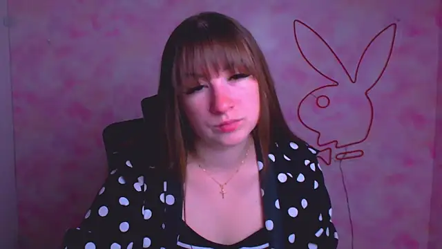 Tiffani Angel online show from 04.26.26