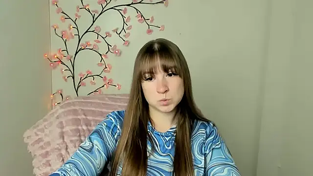 Tiffani Angel online show from 05.10.26