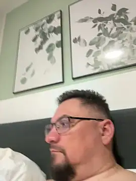19cmSlave online show from 06.12.26