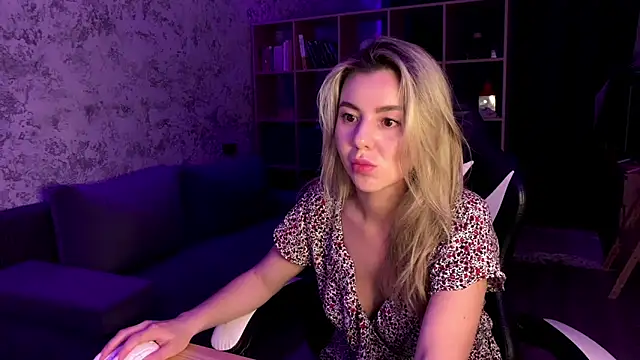 SandyKiss  online show from 05.27.26
